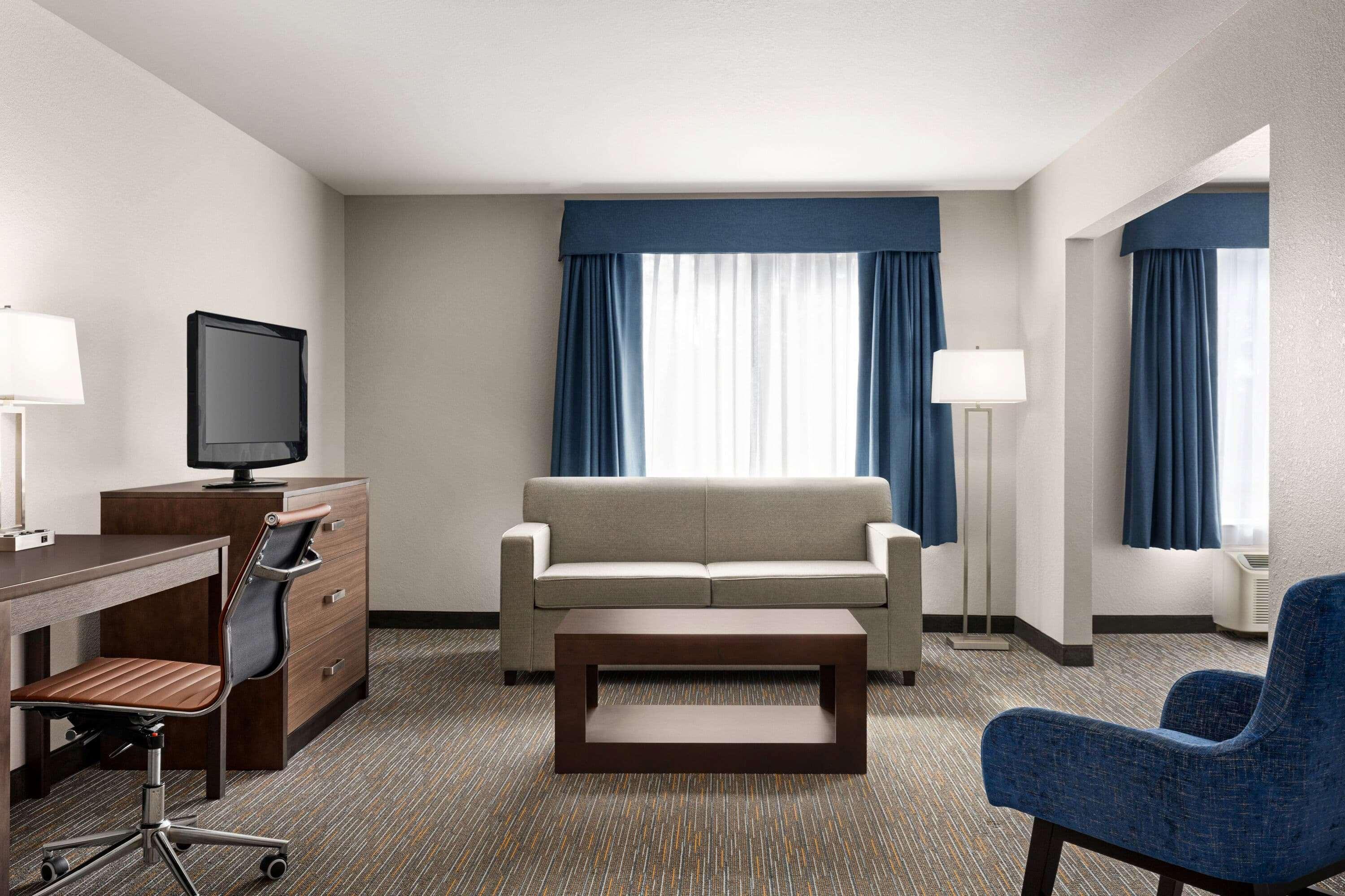 Hotel Wingate By Wyndham Southport Exteriér fotografie