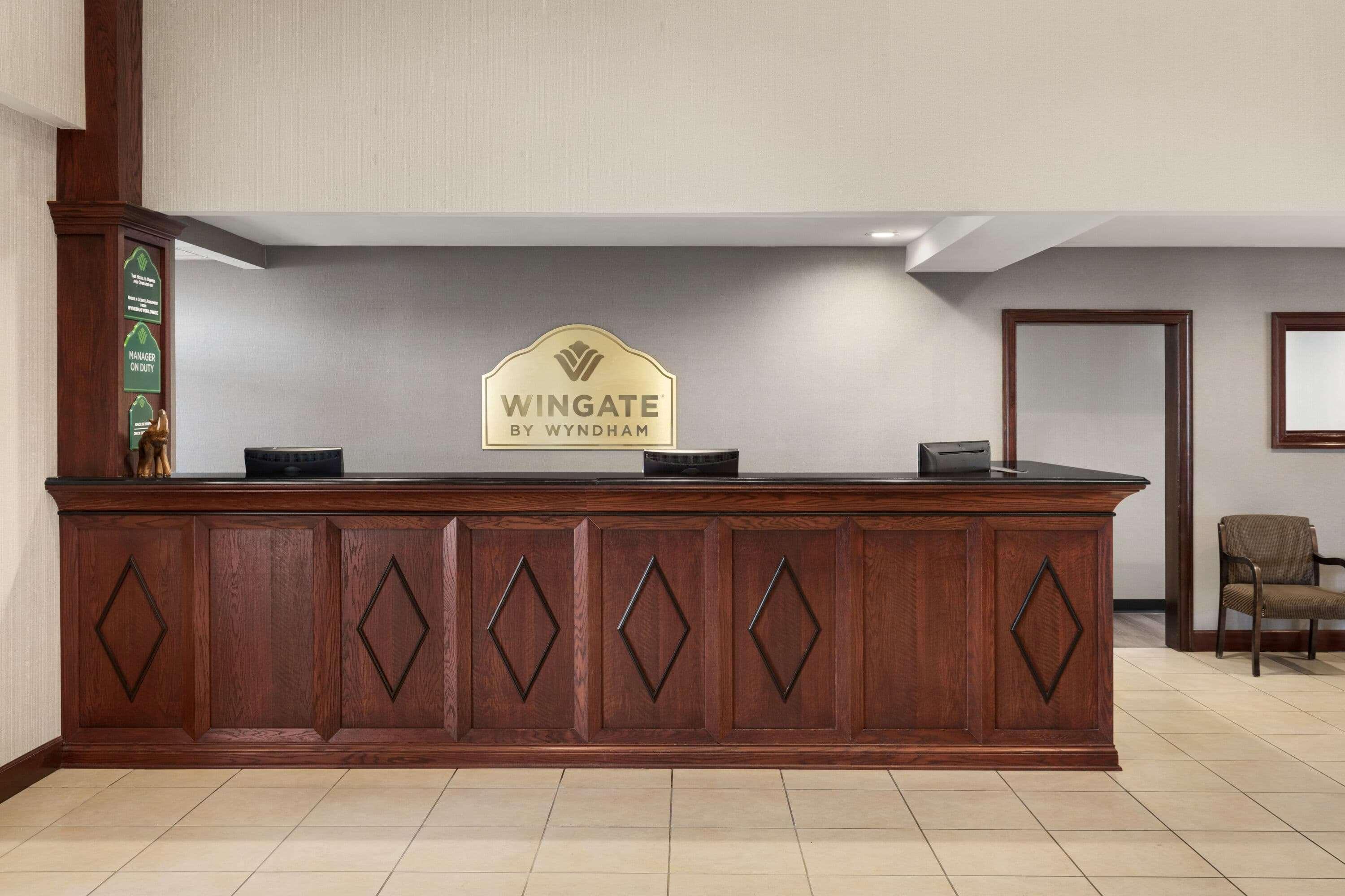 Hotel Wingate By Wyndham Southport Exteriér fotografie